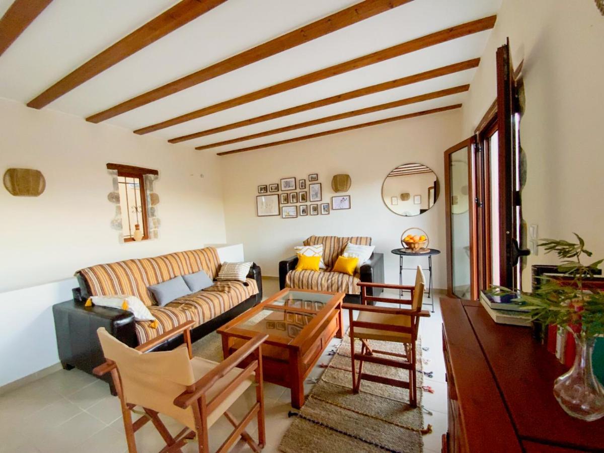 Cinnamon House In *
