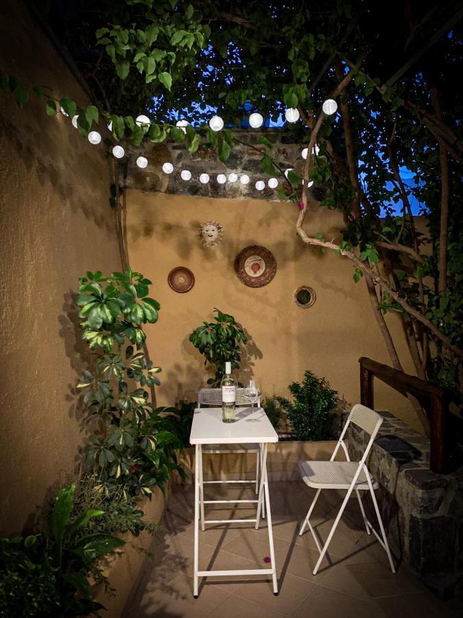 Cinnamon House In *
